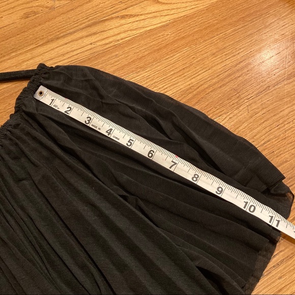 Urban Outfitters Kimchi Blue Accordion Sheer Top - Picture 10 of 10